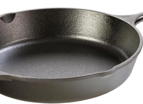 Lodge 10.25 Inch Cast Iron Pre-Seasoned Skillet – Signature Teardrop Handle – Use in the Oven, on the Stove, on the Grill, or Over a Campfire, Black